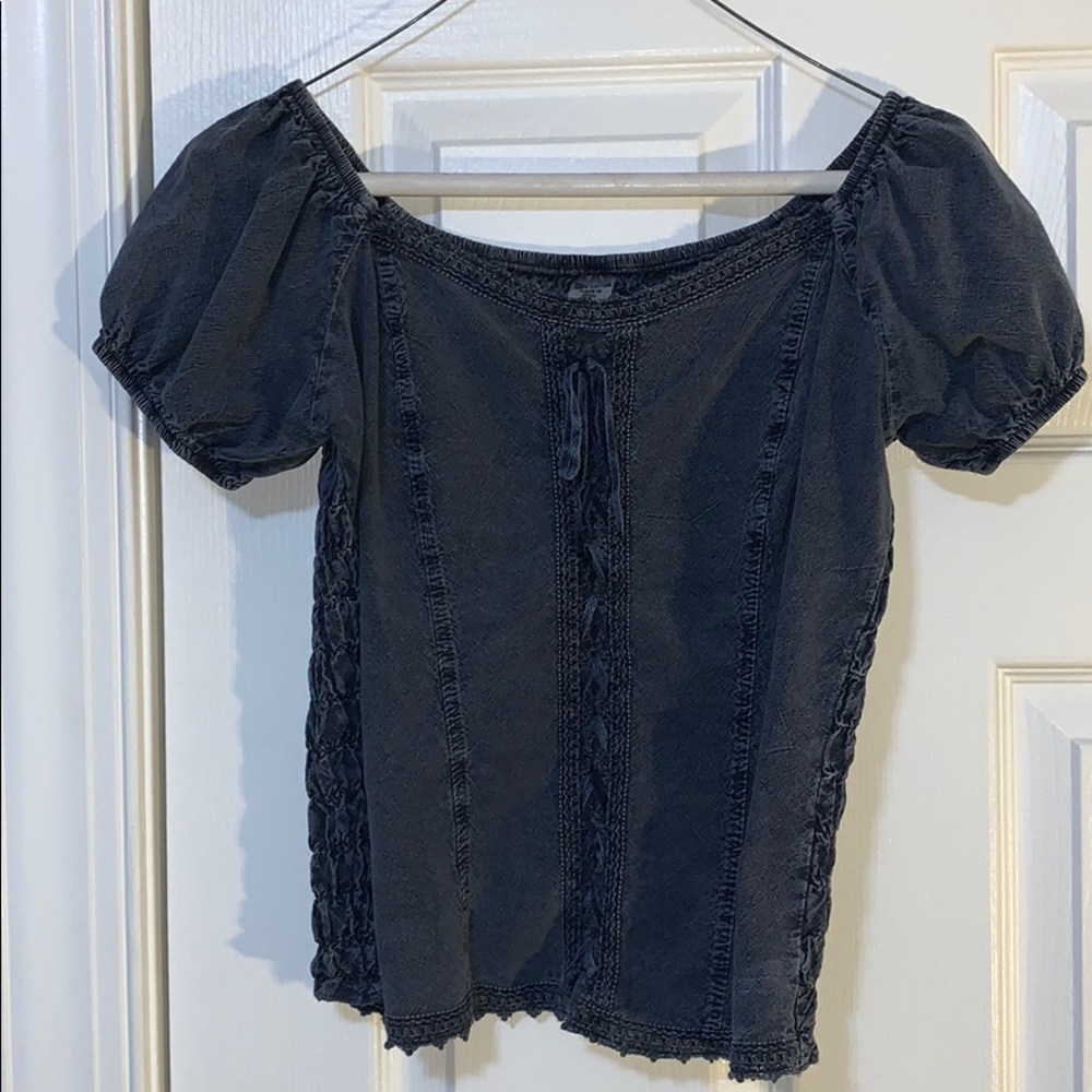 Denim-colored top with lace-up in front